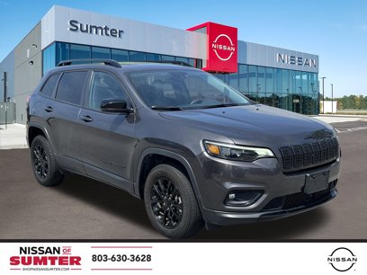 Used 2023 Jeep Cherokee Altitude Lux