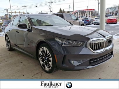 New 2025 BMW i5 xDrive40 w/ Premium Package