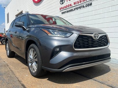 New 2025 Toyota Highlander Platinum