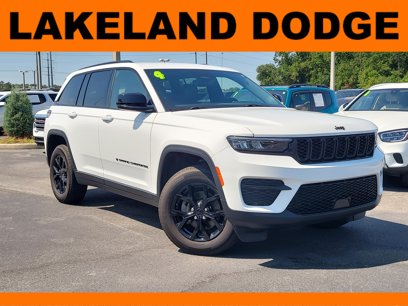 Used 2024 Jeep Grand Cherokee Altitude