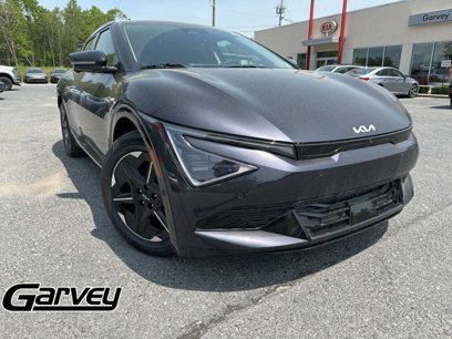 New 2025 Kia EV6 Wind