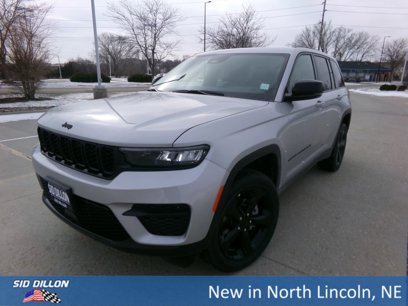 New 2025 Jeep Grand Cherokee Altitude
