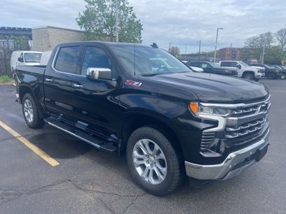 New 2025 Chevrolet Silverado 1500 LTZ w/ LTZ Premium Package