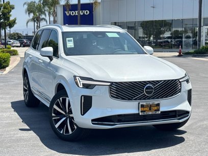 New 2025 Volvo XC90 T8 Core w/ Climate Package