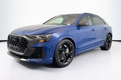 New 2025 Audi RS Q8 performance