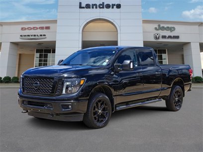 Used 2019 Nissan Titan SV w/ SV Convenience Package