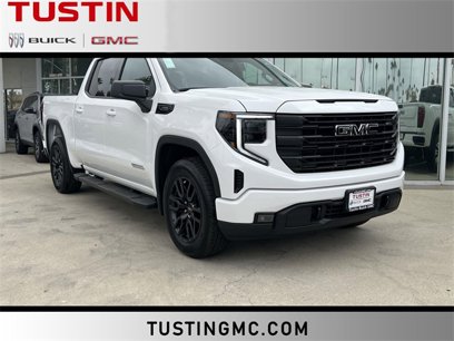 New 2025 GMC Sierra 1500 Elevation w/ LPO, Elevation Black Package