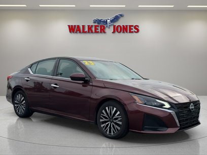 Used 2023 Nissan Altima 2.5 SV