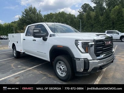 New 2024 GMC Sierra 2500 Pro w/ Convenience Package