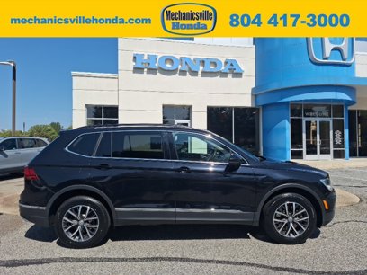 Used 2020 Volkswagen Tiguan SE w/ Panoramic Sunroof Package