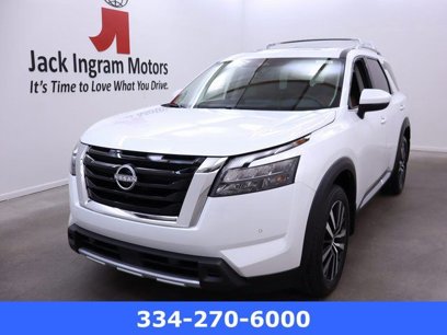 New 2025 Nissan Pathfinder Platinum w/ Cargo Package
