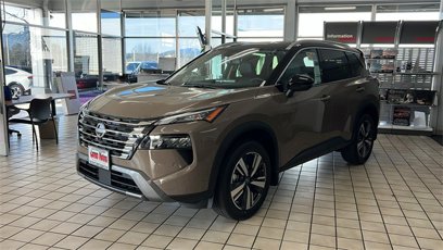 New 2025 Nissan Rogue SL