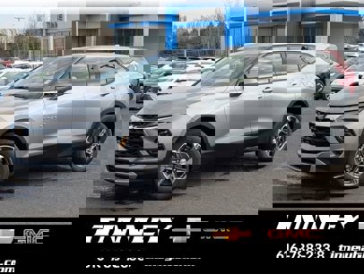New 2025 Chevrolet Blazer LT w/ LPO, Floor Liner Package