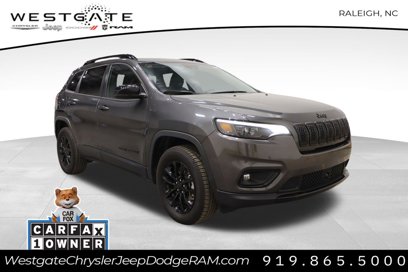 Used 2023 Jeep Cherokee Altitude Lux