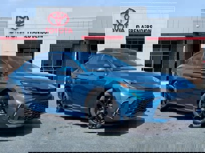 New 2025 Toyota Camry SE
