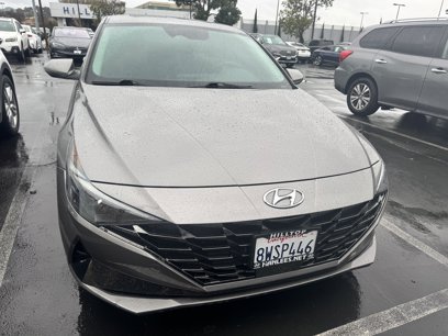 Used 2021 Hyundai Elantra SEL w/ Convenience + Premium Package