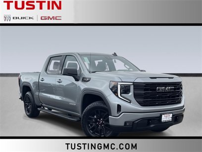 New 2025 GMC Sierra 1500 Elevation w/ LPO, Elevation Black Package