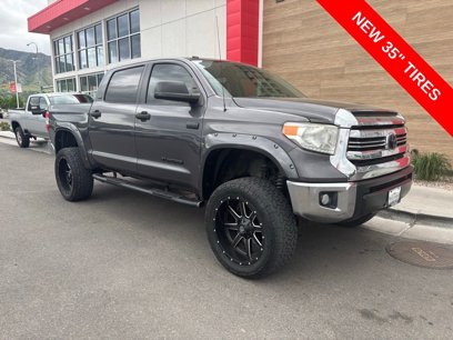 Used 2017 Toyota Tundra SR5 w/ SR5 Upgrade Package