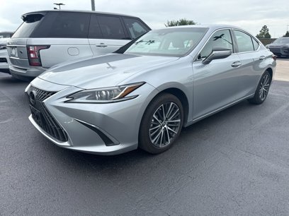 Used 2023 Lexus ES 300h w/ Premium Package