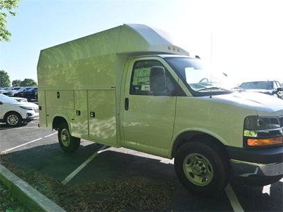 New 2024 Chevrolet Express 3500 w/ Power Convenience Package