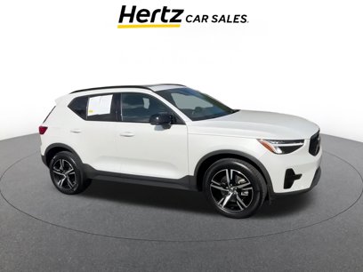 Used 2024 Volvo XC40 B5 Core