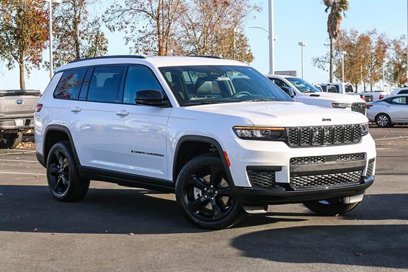New 2025 Jeep Grand Cherokee L Laredo