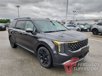 New 2025 Kia Carnival SX