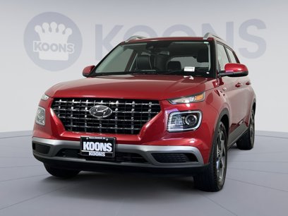 Used 2022 Hyundai Venue Limited w/ Cargo Package