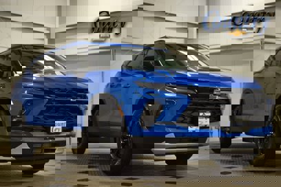 New 2025 Chevrolet Blazer LT w/ Convenience Package