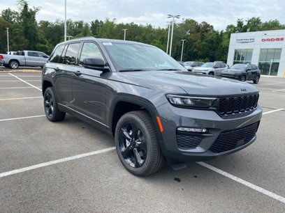 New 2025 Jeep Grand Cherokee Limited w/ Black Appearance Package