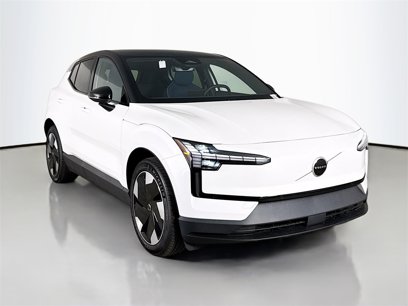 New 2025 Volvo EX30 Plus w/ Protection Package Premier