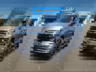 New 2025 Chevrolet Tahoe LS w/ LPO, Dark Essentials Package