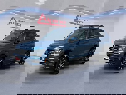 Used 2019 Volkswagen Tiguan SE w/ Panoramic Sunroof Package