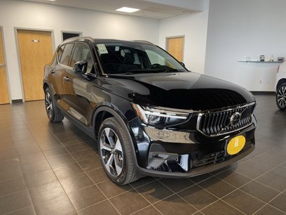 New 2025 Volvo XC40 B5 Plus w/ Protection Package Premier