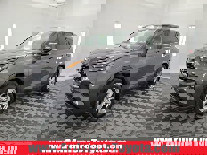 Certified 2022 Toyota Highlander LE