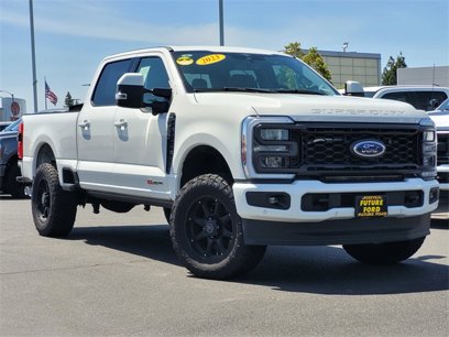 New 2023 Ford F250 Lariat w/ Lariat Ultimate Package