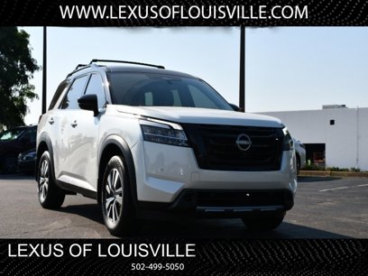 Used 2024 Nissan Pathfinder SL w/ Black Appearance Package