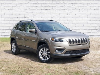 Used 2019 Jeep Cherokee Latitude w/ Cold Weather Group