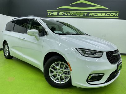 Used 2022 Chrysler Pacifica Touring-L