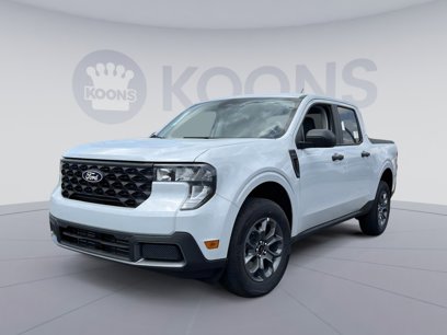 New 2025 Ford Maverick XLT w/ Equipment Group 302A