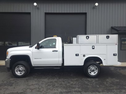 Used 2015 GMC Sierra 2500 4x4 Regular Cab w/ Sierra Convenience Package