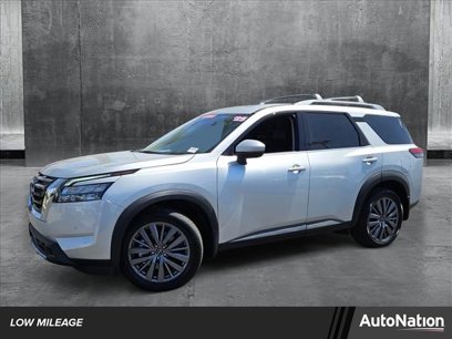 Certified 2025 Nissan Pathfinder SL w/ SL Premium Package