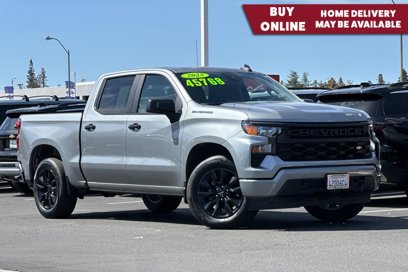 Used 2025 Chevrolet Silverado 1500 Custom