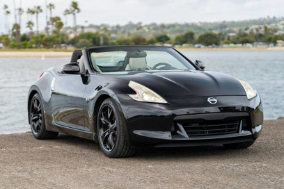 Used 2010 Nissan 370Z Touring w/ Sport Pkg