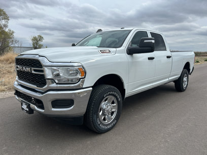 New 2024 RAM 2500 Tradesman w/ Chrome Appearance Group