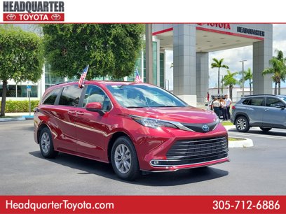 Used 2023 Toyota Sienna XLE