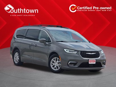 Used 2022 Chrysler Pacifica Touring-L