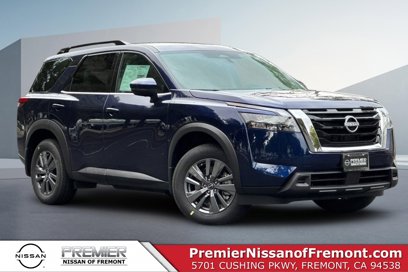 New 2025 Nissan Pathfinder SV w/ Cargo Package