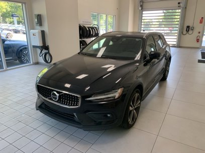 Certified 2024 Volvo V60 B5 Cross Country Plus
