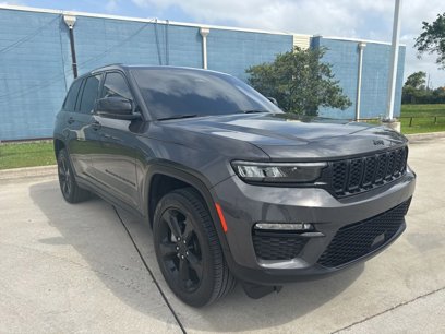 Used 2024 Jeep Grand Cherokee Limited w/ Black Appearance Package